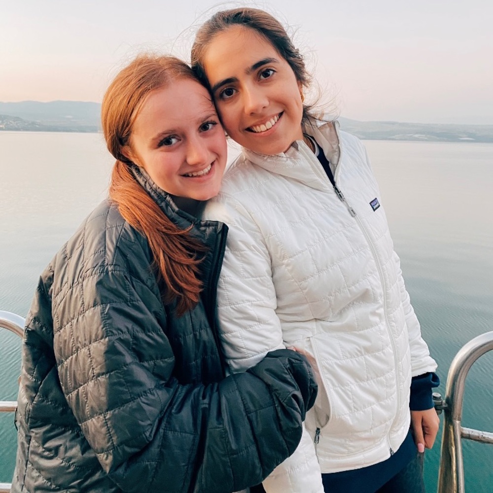 Meet your Posher, Ilana